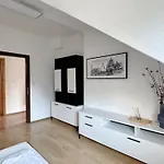 Apartment Up Residences S *