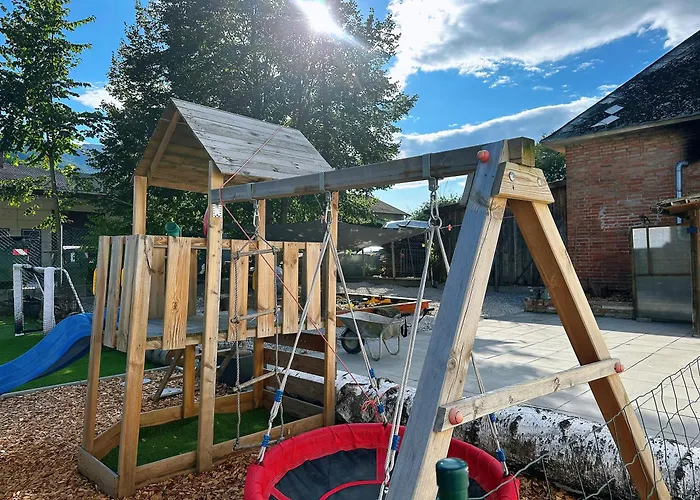 Up Residences S דירה