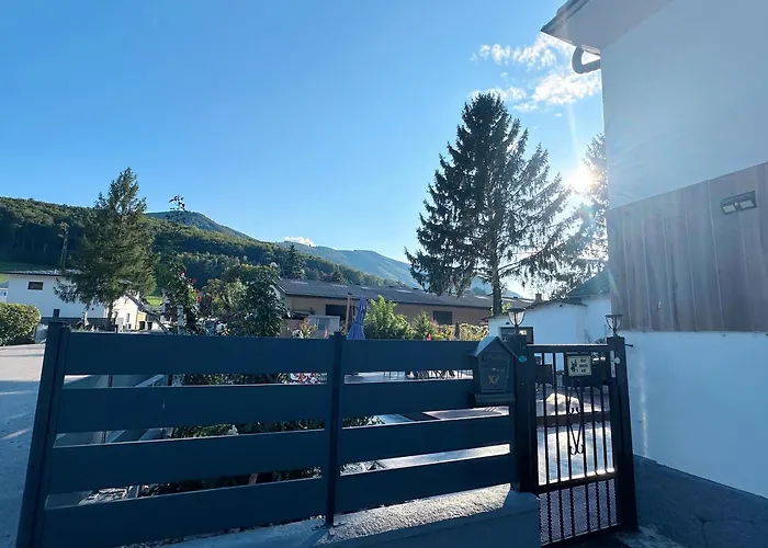 Up Residences S דירה *