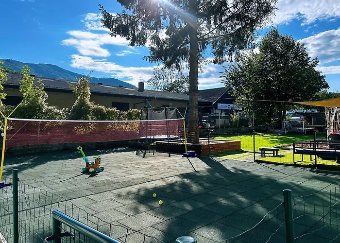 Up Residences S * באדן