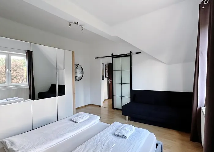 Up Residences S * Baden